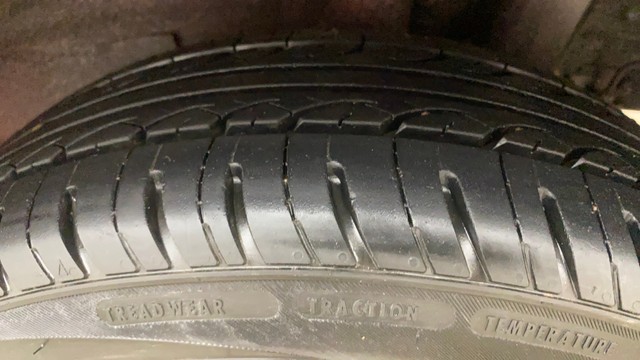 Second-hand 2014 Hyundai Grand i10 Magna for sale in Hyderabad-31