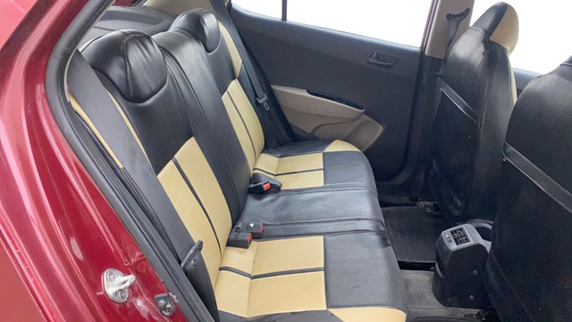 Second-hand 2014 Hyundai Grand i10 Magna for sale in Hyderabad-16