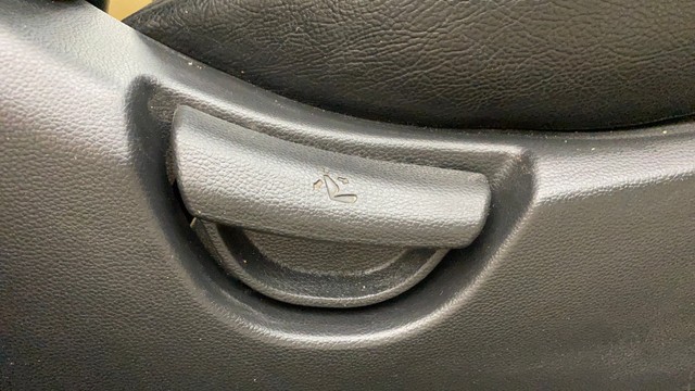 Second-hand 2014 Hyundai Grand i10 Magna for sale in Hyderabad-18