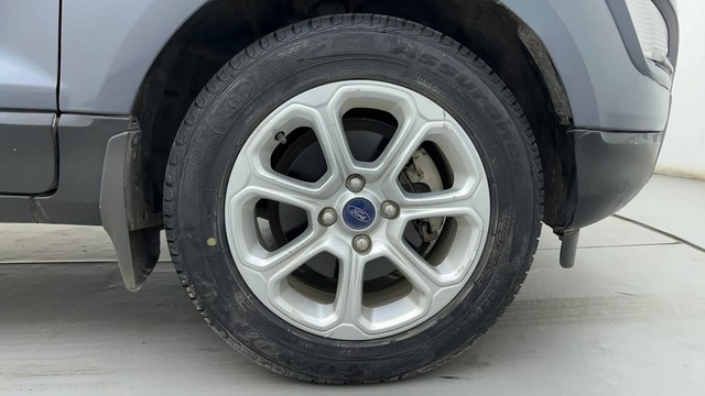 Second-hand 2019 Ford Ecosport Titanium Plus AT for sale in Ahmedabad-17