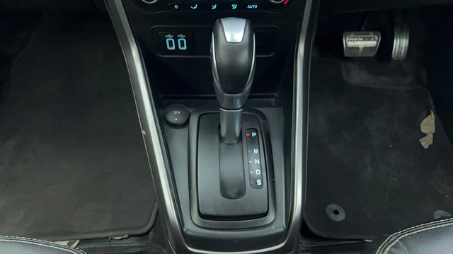 Second-hand 2019 Ford Ecosport Titanium Plus AT for sale in Ahmedabad-12