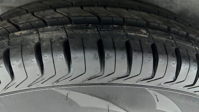 Second-hand 2014 Hyundai i10 Magna 1.1 for sale in Ahmedabad-27