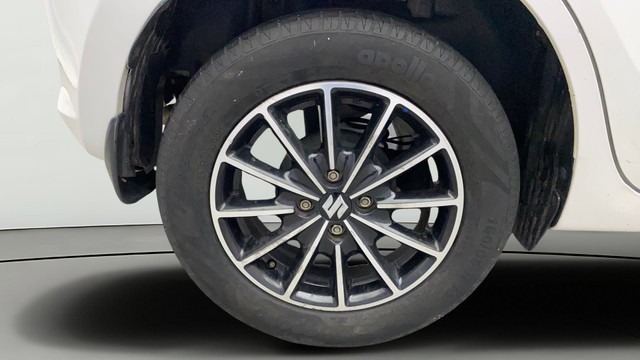 Second-hand 2019 Maruti Swift LXI for sale in Kochi-24