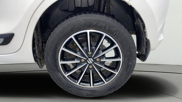 Second-hand 2019 Maruti Swift LXI for sale in Kochi-26