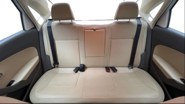 Second-hand 2022 Volkswagen Vento 1.0 TSI Highline for sale in Ghaziabad-24