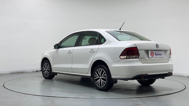 Second-hand 2022 Volkswagen Vento 1.0 TSI Highline for sale in Ghaziabad-5