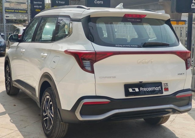 Second-hand 2023 Kia Carens Prestige Plus DCT BSVI for sale in Bangalore-9
