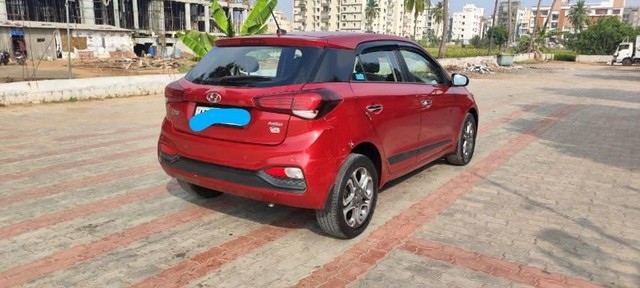 Second-hand 2018 Hyundai Elite i20 2018 Diesel Asta Option for sale in East Godavari-3
