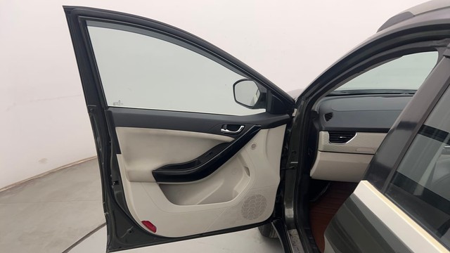 Second-hand 2020 Tata Nexon XZA Plus (O) AMT Diesel for sale in Chandigarh-26