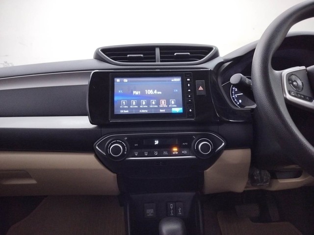 Second-hand 2022 Honda Amaze VX CVT Petrol for sale in Coimbatore-37