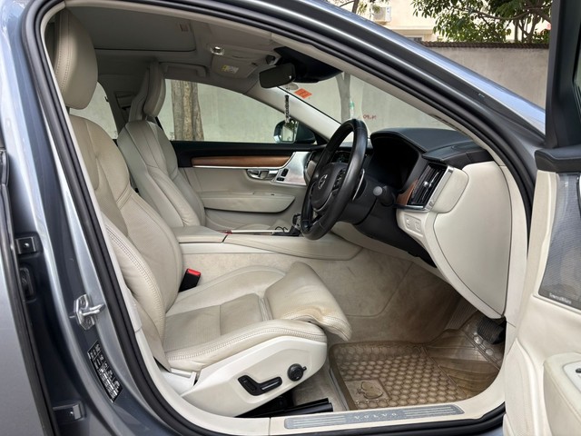 Second-hand 2018 Volvo S90 D4 Momentum BSIV for sale in Bangalore-10