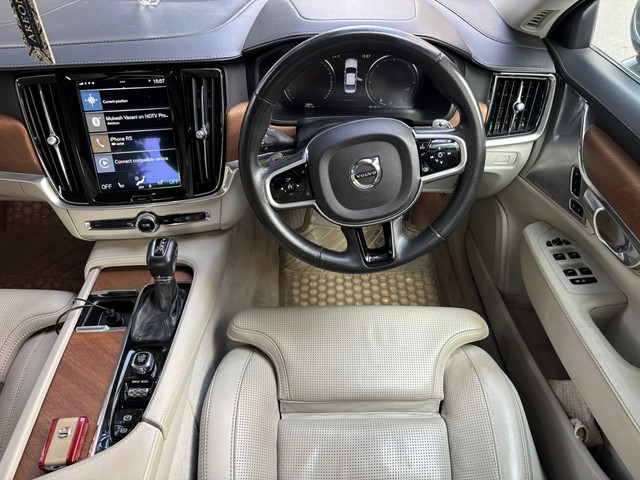 Second-hand 2018 Volvo S90 D4 Momentum BSIV for sale in Bangalore-12