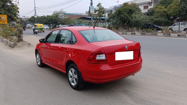 Second-hand 2015 Skoda Rapid 1.5 TDI Ambition for sale in Jaipur-7