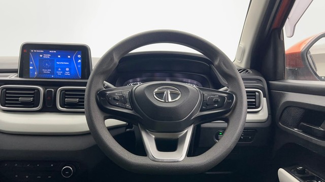 Second-hand 2022 Tata Punch Accomplished Dazzle for sale in Kolkata-31