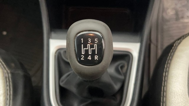 Second-hand 2022 Tata Punch Accomplished Dazzle for sale in Kolkata-12