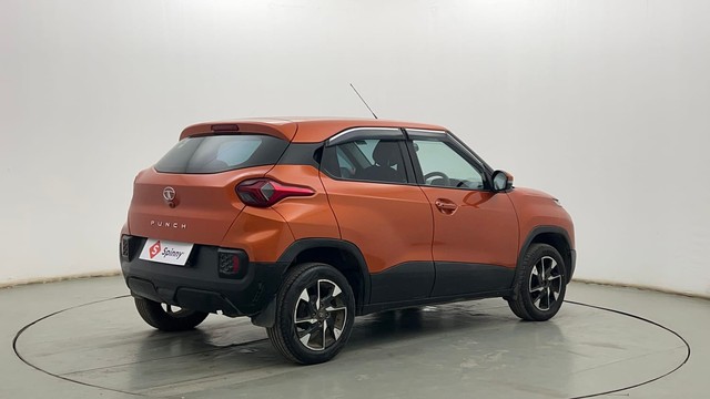 Second-hand 2022 Tata Punch Accomplished Dazzle for sale in Kolkata-3