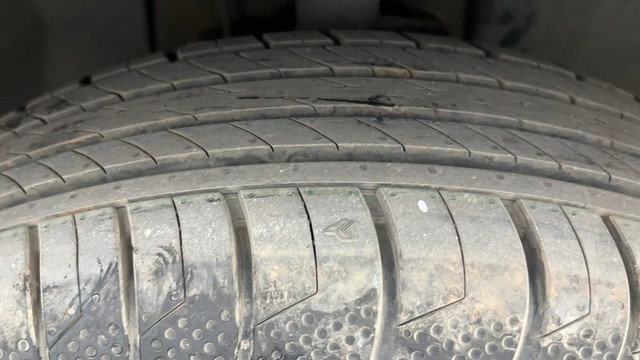 Second-hand 2022 Tata Punch Accomplished Dazzle for sale in Kolkata-34