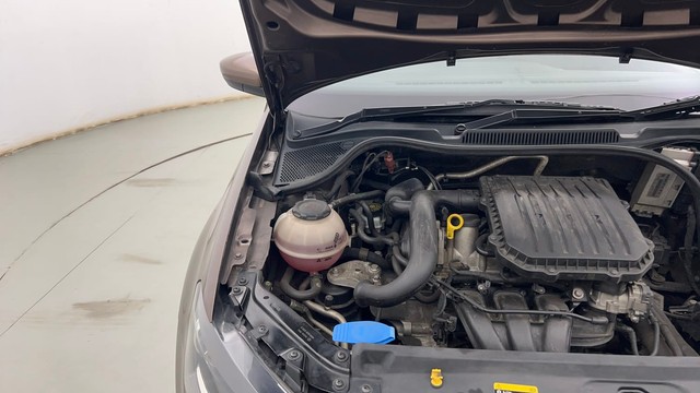 Second-hand 2019 Volkswagen Polo 1.0 MPI Comfortline for sale in Kolkata-33