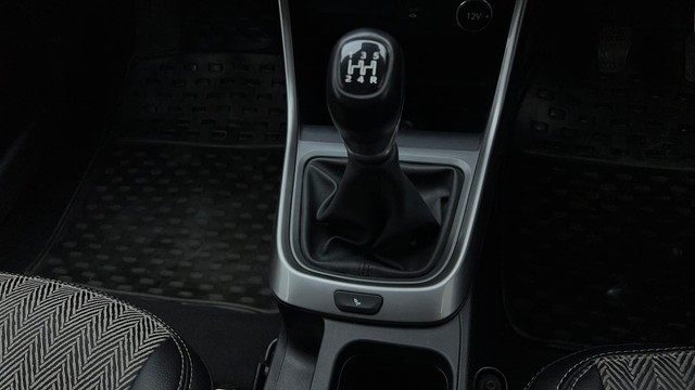 Second-hand 2023 Tata Altroz XZ for sale in Gurgaon-12