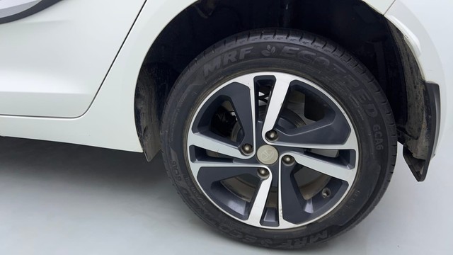 Second-hand 2023 Tata Altroz XZ for sale in Gurgaon-19