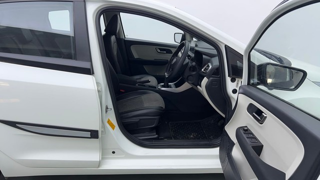 Second-hand 2023 Tata Altroz XZ for sale in Gurgaon-15