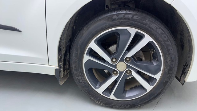 Second-hand 2023 Tata Altroz XZ for sale in Gurgaon-17