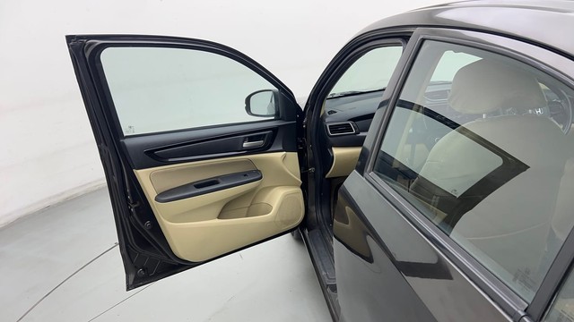 Second-hand 2019 Honda Amaze V Petrol BSIV for sale in Karnal-34