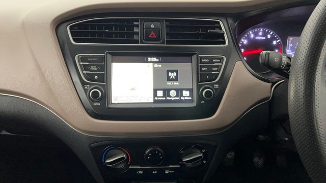 Second-hand 2019 Hyundai i20 Sportz Plus for sale in Kanpur-36