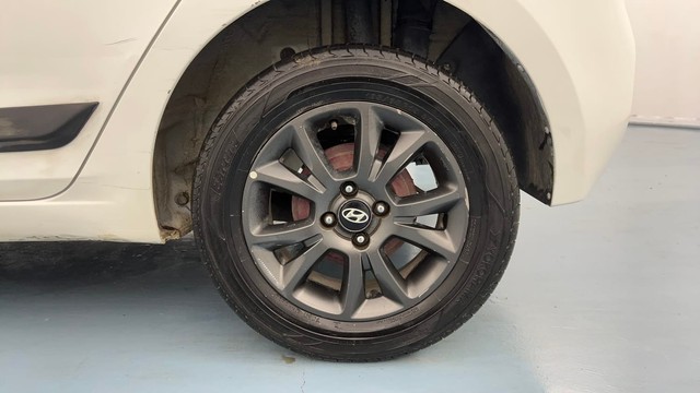 Second-hand 2019 Hyundai i20 Sportz Plus for sale in Kanpur-19