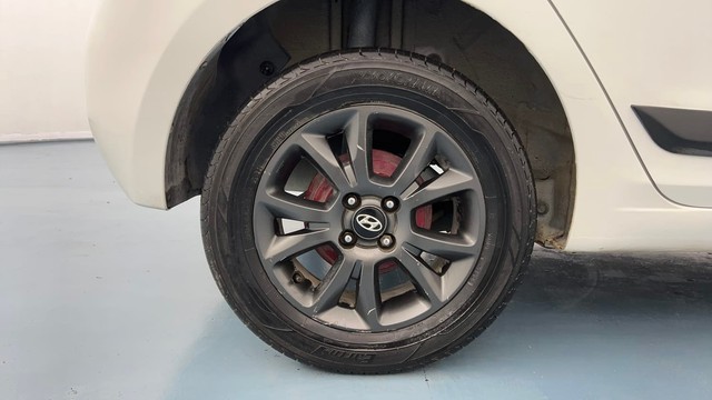 Second-hand 2019 Hyundai i20 Sportz Plus for sale in Kanpur-18