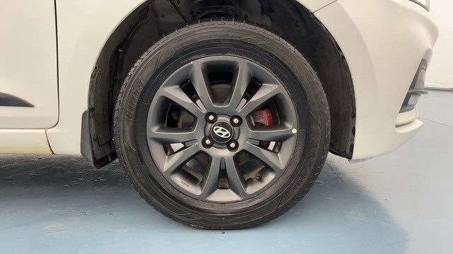 Second-hand 2019 Hyundai i20 Sportz Plus for sale in Kanpur-17