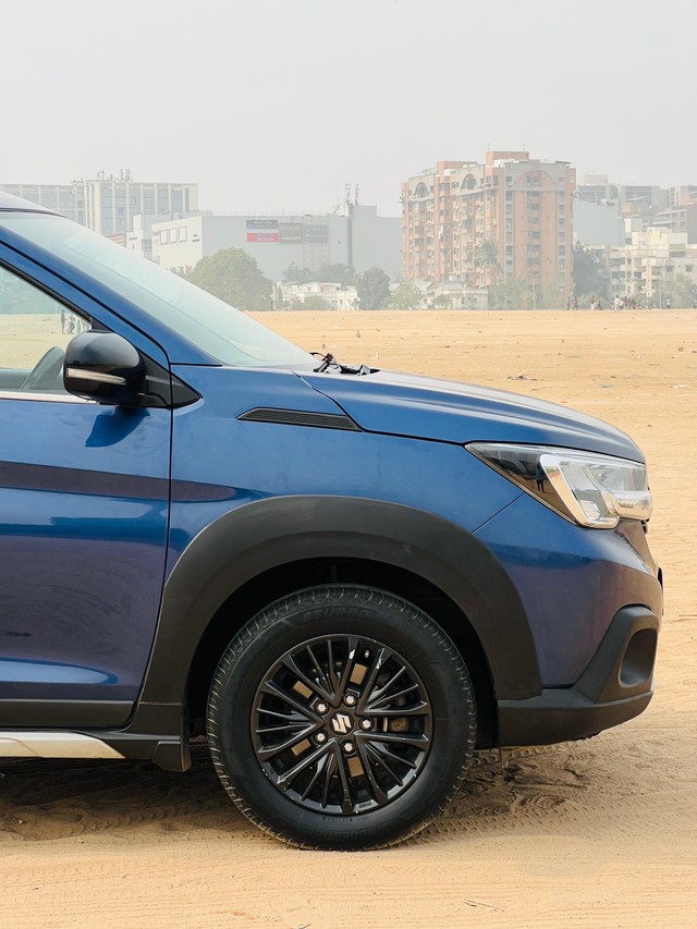 Second-hand 2020 Maruti XL6 Zeta for sale in Ahmedabad-12