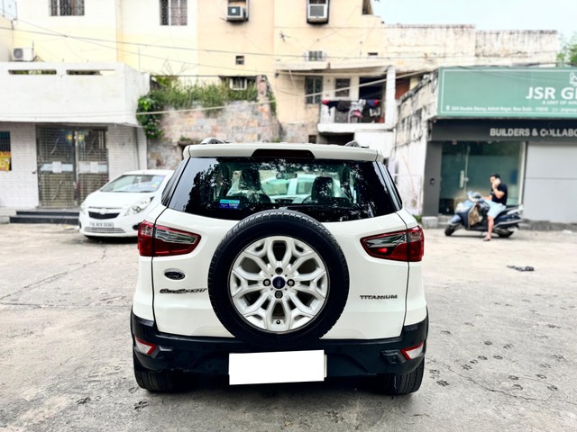 Second-hand 2016 Ford Ecosport 1.5 Petrol Titanium Plus BSIV for sale in New Delhi-2