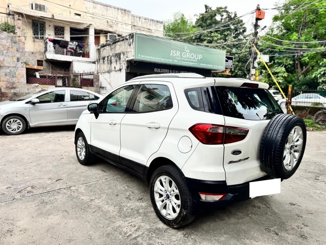 Second-hand 2016 Ford Ecosport 1.5 Petrol Titanium Plus BSIV for sale in New Delhi-3