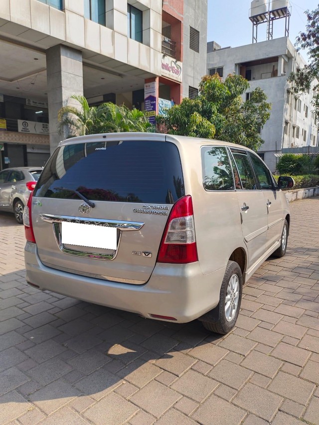 Second-hand 2012 Toyota Innova 2.5 G1 BSIV for sale in Pune-11