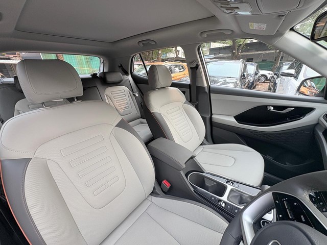 Second-hand 2025 Hyundai Creta SX Premium iVT for sale in Thane-10