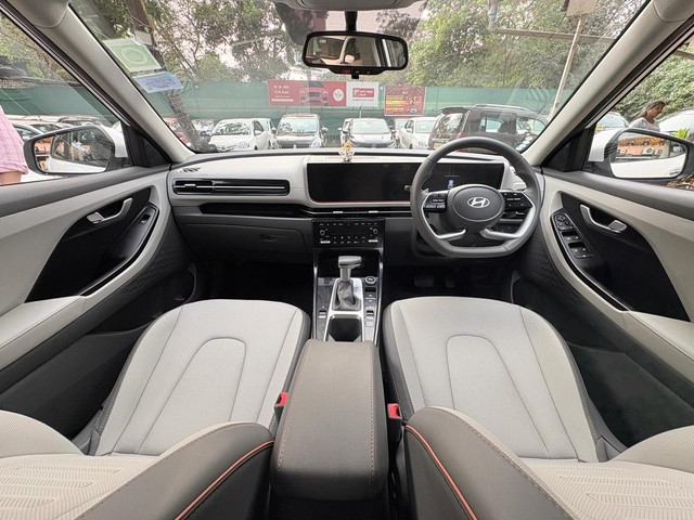 Second-hand 2025 Hyundai Creta SX Premium iVT for sale in Thane-17