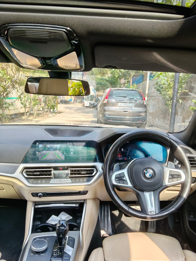 Second-hand 2020 BMW 3 Series 330i M Sport for sale in New Delhi-3