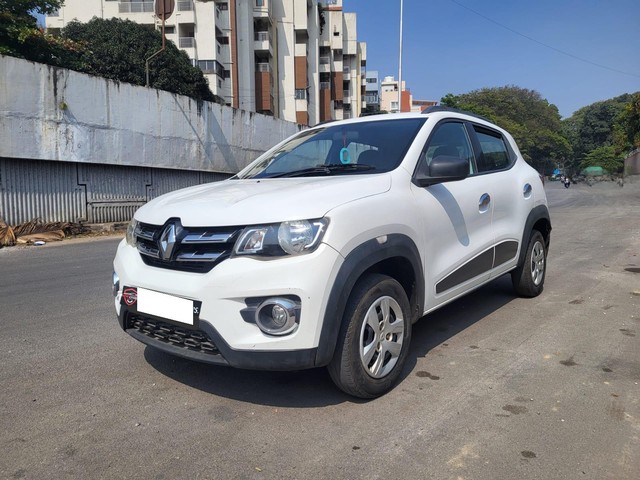 Second-hand 2020 Renault KWID RXT for sale in Bangalore-4