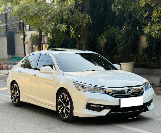 Second-hand 2017 Honda New Accord Hybrid for sale in New Delhi-0
