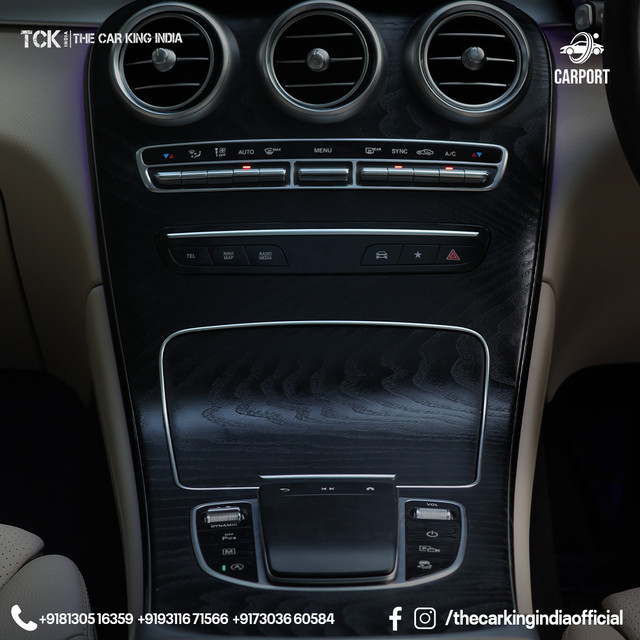 Second-hand 2022 Mercedes-Benz GLC 200 for sale in New Delhi-7