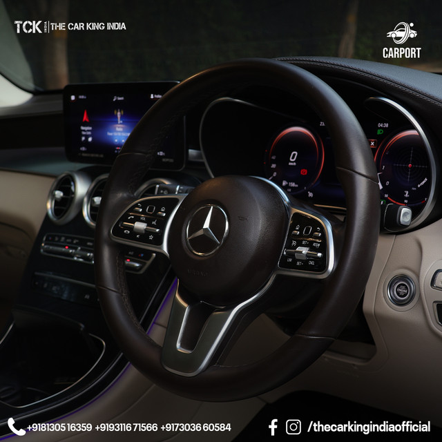 Second-hand 2022 Mercedes-Benz GLC 200 for sale in New Delhi-8