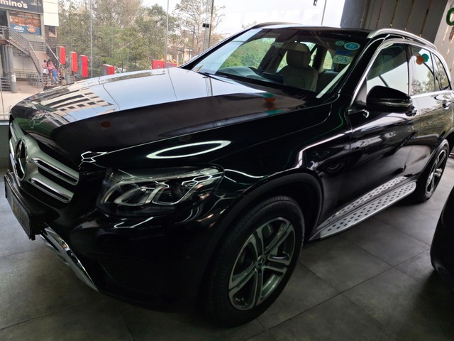 Mercedes-Benz GLC 300 4MATIC Sport Second-hand 2018 Mercedes-Benz GLC 300 4MATIC Sport for sale in New Delhi-2