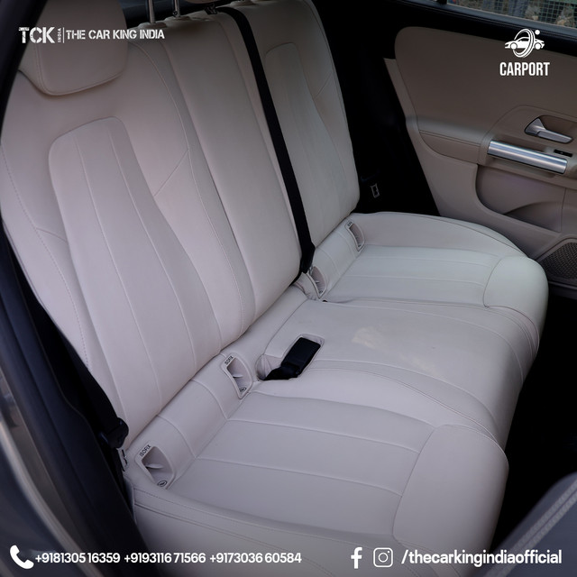 Second-hand 2023 Mercedes-Benz GLA 220d for sale in New Delhi-9