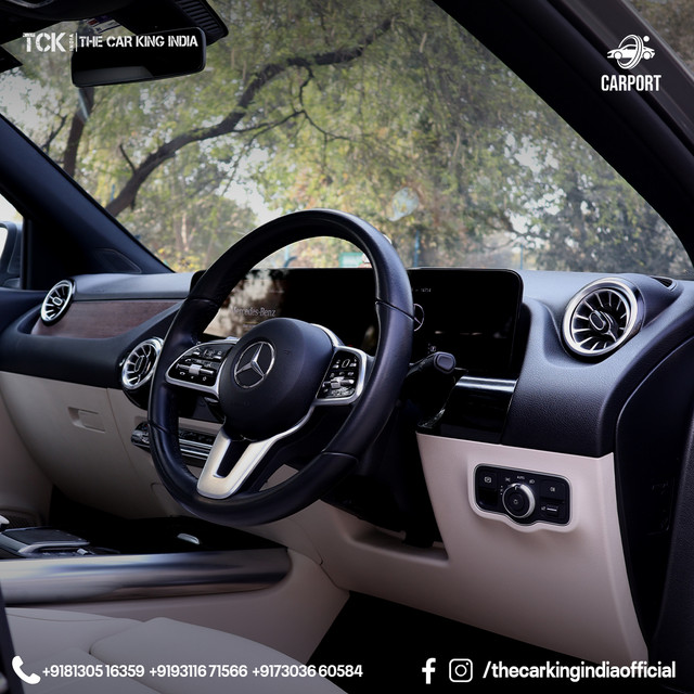 Second-hand 2023 Mercedes-Benz GLA 220d for sale in New Delhi-6