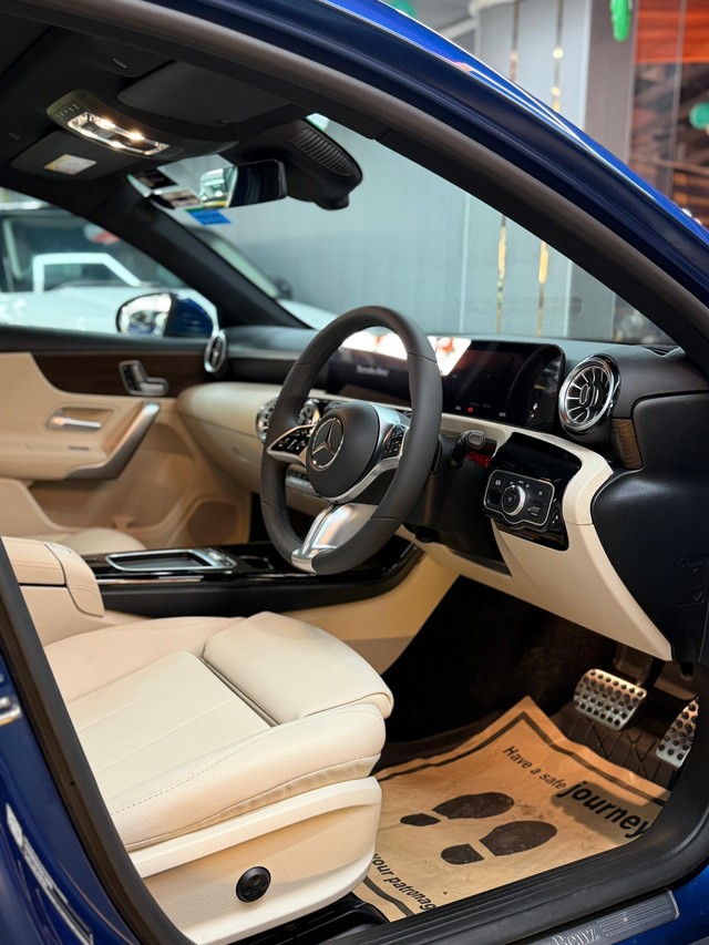 Second-hand 2023 Mercedes-Benz A-Class Limousine A 200 BSVI for sale in New Delhi-6