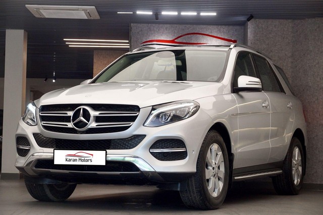 Second-hand 2016 Mercedes-Benz GLE 250d for sale in New Delhi-6