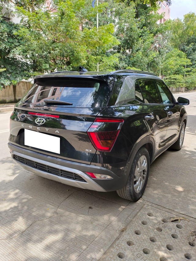 Second-hand 2023 Hyundai Creta SX Diesel for sale in Pune-11