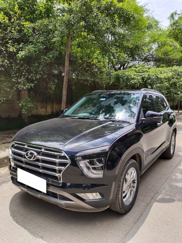Second-hand 2023 Hyundai Creta SX Diesel for sale in Pune-3
