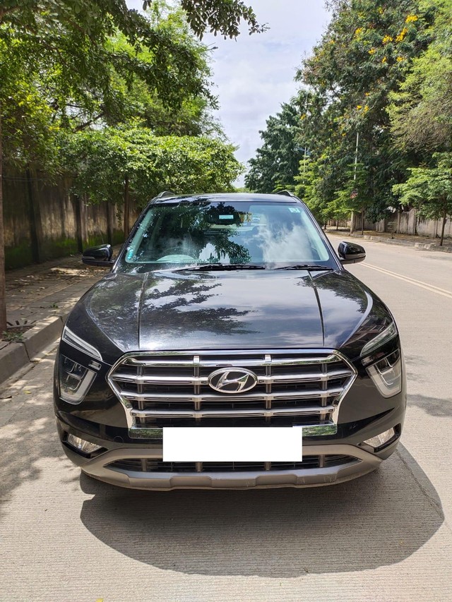 Second-hand 2023 Hyundai Creta SX Diesel for sale in Pune-4